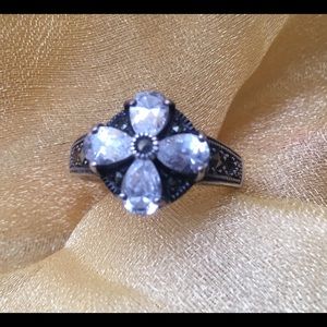 Silver marcasite ring.